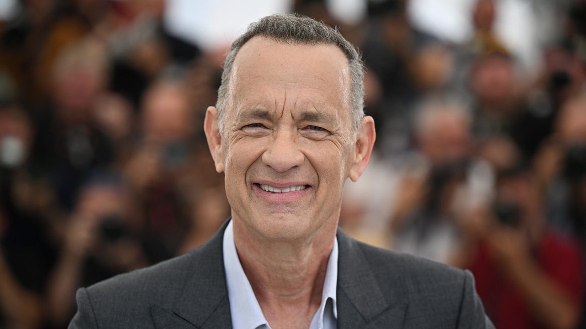 tom-hanks-smiling.jpg