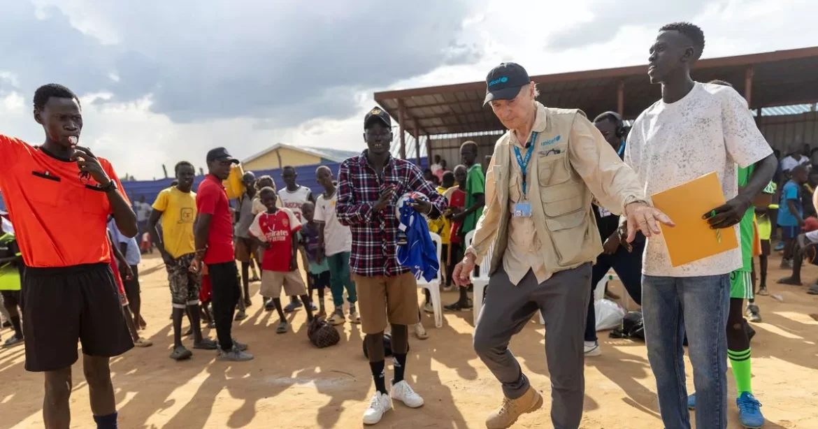 0_Liam-Neeson-visits-South-Sudan.jpg
