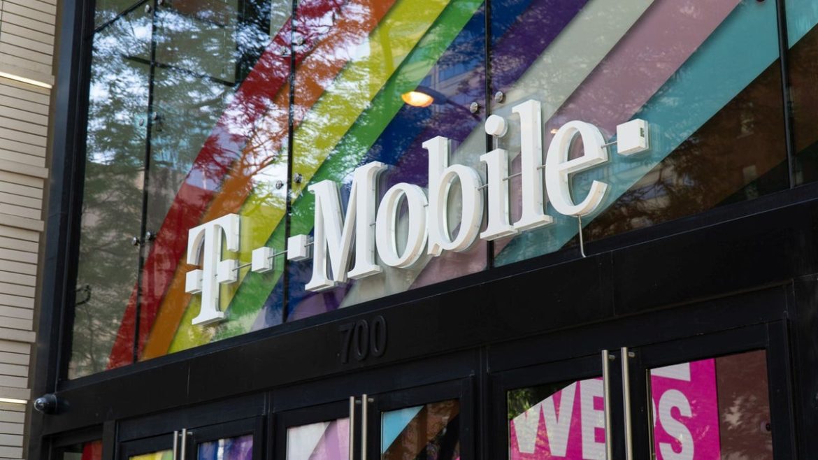 T-Mobile-will-soon-revive-its-AutoPay-discount-and-offer-even-more-perks-for-its-most-loyal-users.jp_.jpeg